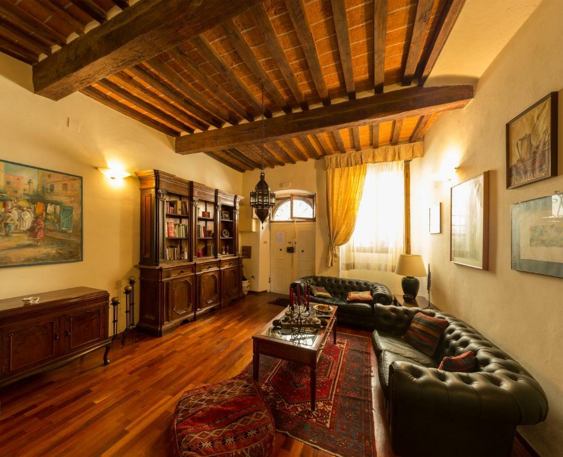 La Casa Del Viaggiatore Castiglion Fiorentino Buitenkant foto